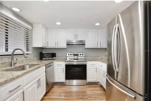 1068 LOTUS PARKWAY, ALTAMONTE SPRINGS, FL 32714 Sold 02/15/25
