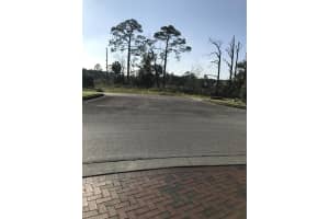 607 OVIEDO BOULEVARD, OVIEDO, FL 32765 - MLS#MFRO6263421