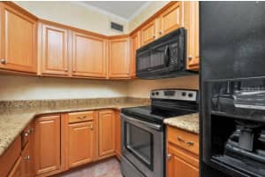 208 BAMBOO DRIVE, SANFORD, FL 32773 Sold 03/14/25