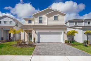 1230 Aloha Blvd, DAVENPORT