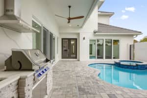 104 HAMPTON LOOP, DAVENPORT, FL 33837 Sold 04/02/25