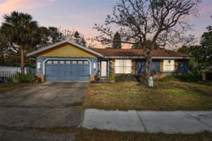 800 LIGHTHOUSE COVE, SANFORD, FL 32773 Sold 04/30/25