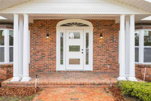 3805 LAKE ORLANDO PARKWAY, ORLANDO, FL 32808 Sold 02/28/25