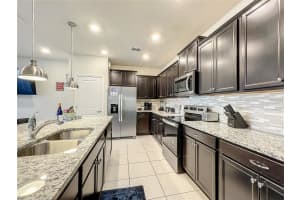826 PARADISE DRIVE, DAVENPORT, FL 33897 - MLS#MFRO6264713