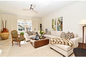 315 NEW ENGLAND AVENUE, WINTER PARK, FL 32789 Sold 01/02/25