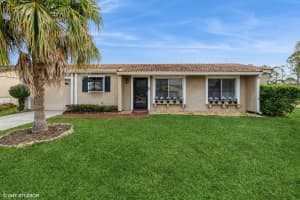 10656 WHITMAN CIRCLE, ORLANDO, FL 32821 Sold 02/28/25