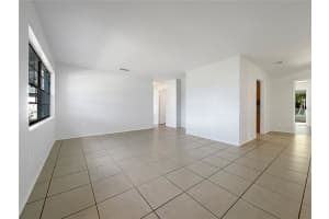 3213 OXFORD DRIVE, BRADENTON, FL 34205 Sold 01/22/25