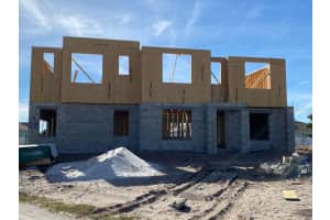 977 Hawksnest Pt, OVIEDO