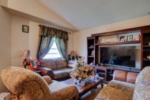 6554 MERITMOOR CIRCLE, ORLANDO, FL 32818 Sold 02/14/25