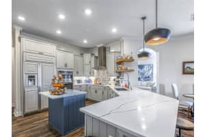 25459 HAWKS RUN LANE, SORRENTO, FL 32776 Sold 04/14/25