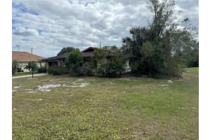 304 ROBIN AVENUE, SEBRING, FL 33870 Sold 01/17/25