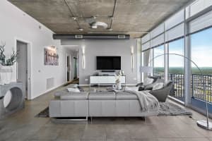 155 COURT AVENUE, ORLANDO, FL 32801 Sold 05/21/25