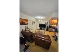 3076 PLAZA TERRACE DRIVE, ORLANDO, FL 32803 Sold 05/02/25