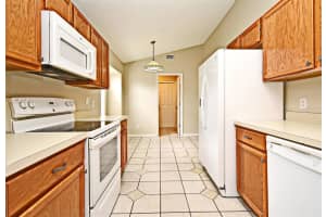 1027 ROYAL OAKS DRIVE, APOPKA, FL 32703 Sold 02/27/25