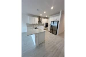 4946 SHADY PINES DRIVE, SAINT CLOUD, FL 34772 Sold 12/08/25