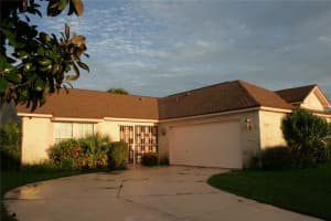 207 FAIRGREEN AVENUE, NEW SMYRNA BEACH, FL 32168 Sold 03/25/25