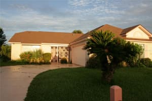 207 FAIRGREEN AVENUE, NEW SMYRNA BEACH, FL 32168 Sold 03/25/25