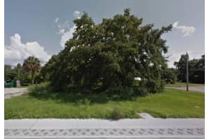 W 13th St, SANFORD