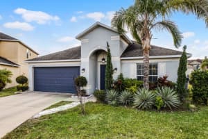 2213 GRANTHAM AVENUE, DAVENPORT, FL 33837 - MLS#MFRO6265622