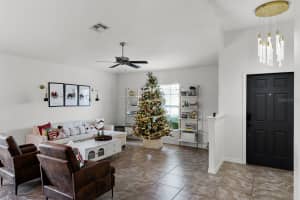 2213 GRANTHAM AVENUE, DAVENPORT, FL 33837 - MLS#MFRO6265622