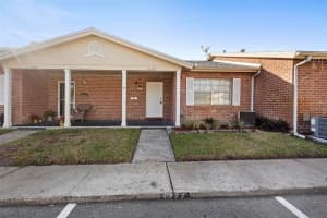 1222 VILLAGE WAY, ORLANDO, FL 32807 Sold 05/28/25