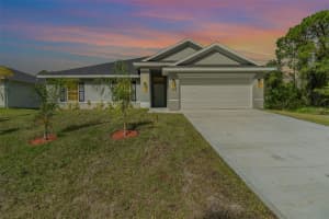 963 Sareta St Se, PALM BAY