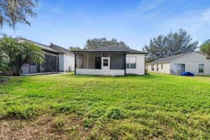 927 PECAN STREET, OVIEDO, FL 32765 Sold 01/31/25