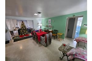 1041 PORPOISE ROAD, VENICE, FL 34293 Sold 07/10/25