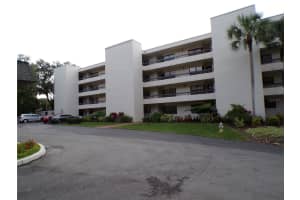 501 W. OLD US HIGHWAY 441 #C105, MOUNT DORA, FL 32757 Sold 01/31/25