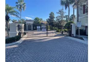 10763 REGENT SQUARE DRIVE, ORLANDO, FL 32825 Sold 04/17/25
