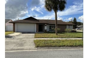 10500 RAMBLEWOOD ROAD, ORLANDO, FL 32837 Sold 05/02/25