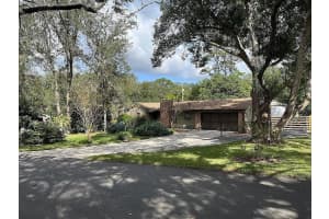 1961 YORKSHIRE DRIVE, DELAND, FL 32724 Sold 03/28/25