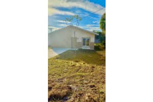 322 6TH STREET, HAINES CITY, FL 33844 - MLS#MFRO6266416
