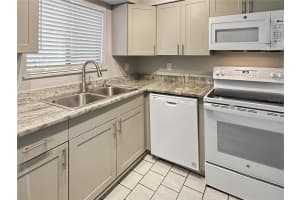 152 SPRINGWOOD CIRCLE, LONGWOOD, FL 32750 - MLS#MFRO6266523
