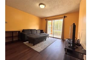 803 LAKE HAVEN SQUARE, BRANDON, FL 33511 Sold 05/05/25