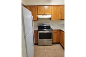 347 SCOTTSDALE SQUARE, WINTER PARK, FL 32792 Sold 06/30/25