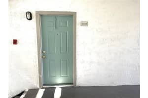 2060 CASCADES BOULEVARD, KISSIMMEE, FL 34741 Sold 02/10/25