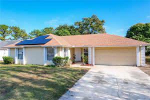 117 RED ROSE CIRCLE, ORLANDO, FL 32835 - MLS#MFRO6266933