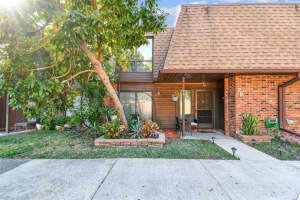1836 CRYSTAL LAKE DRIVE, LAKELAND, FL 33801 Sold 02/21/25
