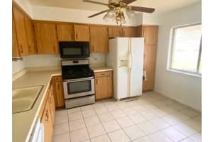 1816 HAPERON STREET, APOPKA, FL 32703 Sold 01/29/25