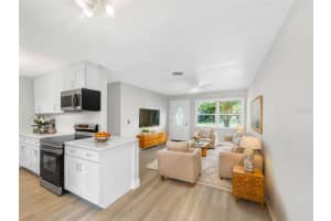 915 GOLDEN ISLE DRIVE, MOUNT DORA, FL 32757 Sold 04/18/25