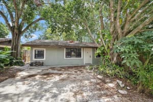 4135 BELL AVENUE, SARASOTA, FL 34231 Sold 08/28/25
