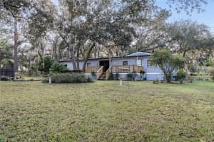 33250 Irongate Dr, LEESBURG