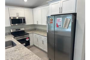 1629 PEAR AVENUE, SANFORD, FL 32771 Sold 04/23/25