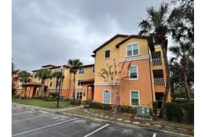 5459 VINELAND ROAD, ORLANDO, FL 32811 Sold 03/31/25