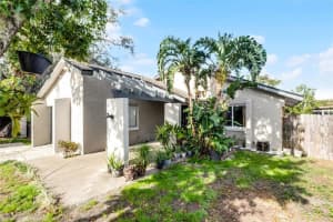 2216 GREENVIEW CIRCLE, ORLANDO, FL 32808 Sold 04/03/25