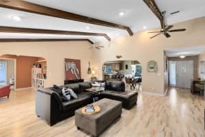 3736 LAKE ORLANDO PARKWAY, ORLANDO, FL 32808 Sold 02/18/25