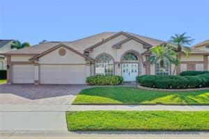 3039 ZAHARIAS DRIVE, ORLANDO, FL 32837 Sold 02/14/25