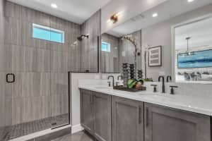 2026 PACKING DISTRICT WAY, ORLANDO, FL 32804 Sold 05/01/25