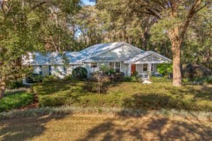 620 HAZEN ROAD, DELAND, FL 32720 Sold 03/12/25
